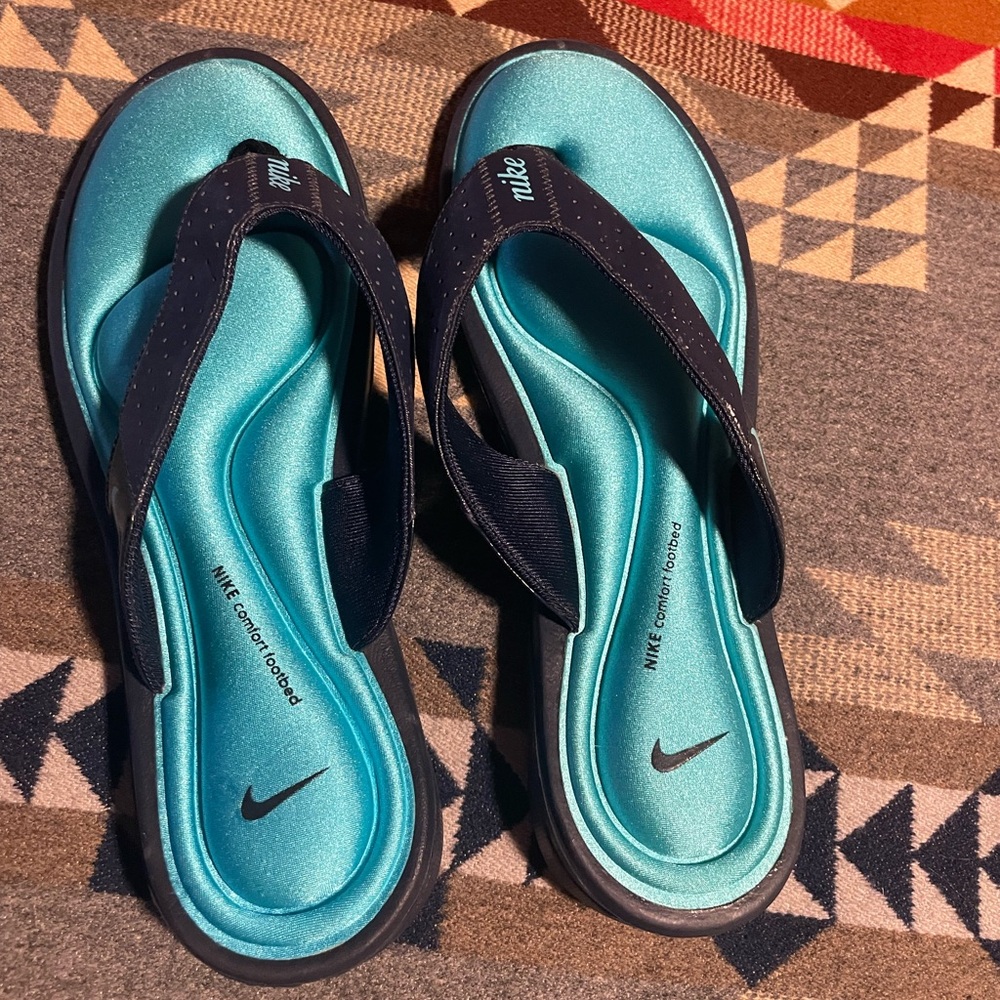 Nike Flip Flops